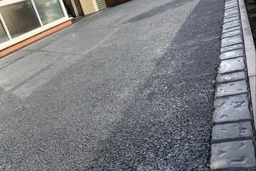 Completed tarmac driveways by Welch Surfacing